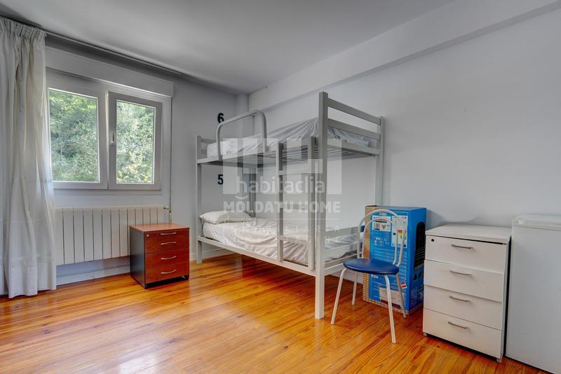 Foto cbebcdfc-7103-4537-b0b6-dc56d96dfdb4. Casa amb aparcament a Lezo