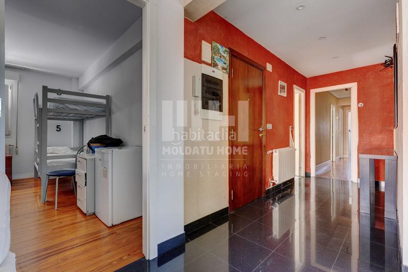 Foto e0c52e24-3684-4bc2-a32f-58526e602586. Casa amb aparcament a Lezo