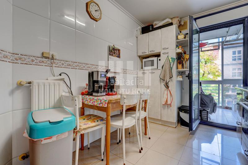 Foto 0dbc0f7a-b08a-43ce-bcb9-ca36efd58adc. Etagenwohnung mit heizung in Jaizubia - Urdanibia - Puiana Irun