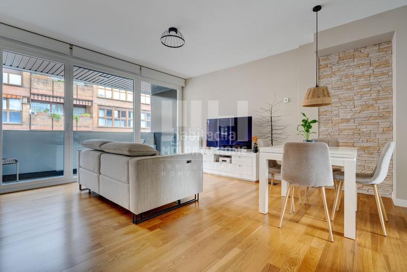 Foto 5b9719c4-9b39-4f8d-bf27-be31a250cd01. Etagenwohnung mit heizung in Centro - Mendibil - Santiago Irun