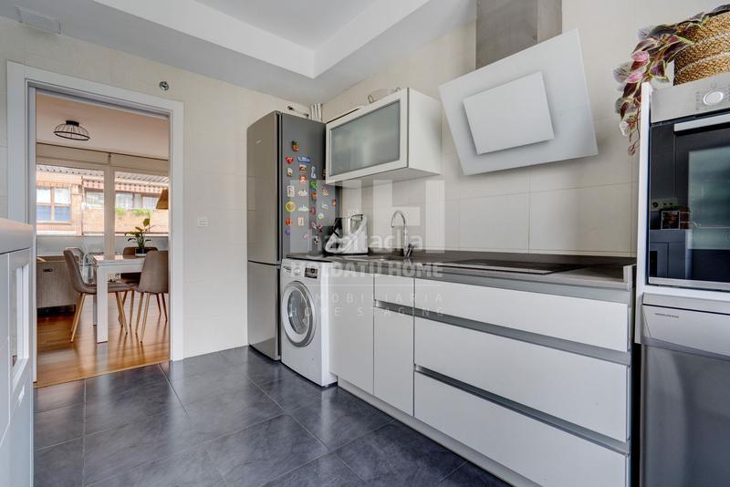 Foto 7e1b16b2-58ba-48f3-8313-a40dd6c9a152. Etagenwohnung mit heizung in Centro - Mendibil - Santiago Irun