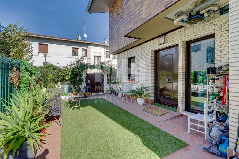 Foto 1a0493bd-7320-4e7a-8978-431b3fdc49c4. Casa a schiera con riscaldamento parcheggio in Lapice - Larreaundi - Olaberria - Meaka Irun