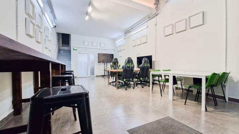 Foto fb675d13-3b53-4dfd-8b38-dc114b50c317. Miete büro in Hernani