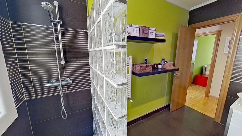 Foto be76a19f-9b1c-4ca7-8146-5c3ba382d9bb. Pis amb calefacció a Zabala Bilbao