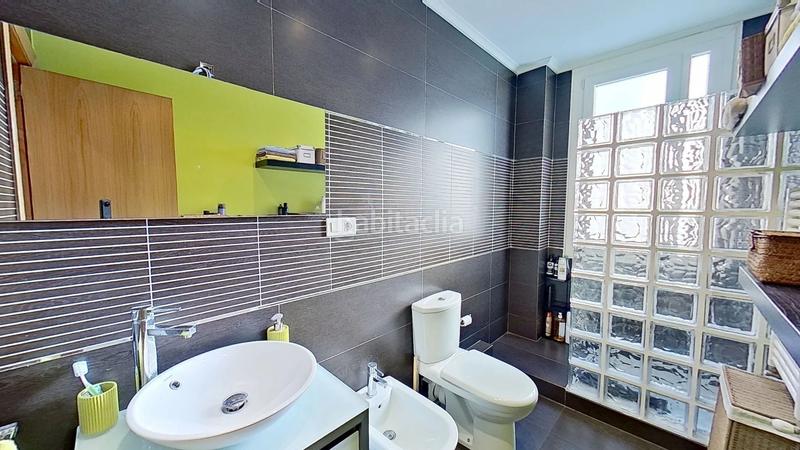 Foto ce41b7bb-d61a-4fbc-965a-dcfa83a1912c. Pis amb calefacció a Zabala Bilbao