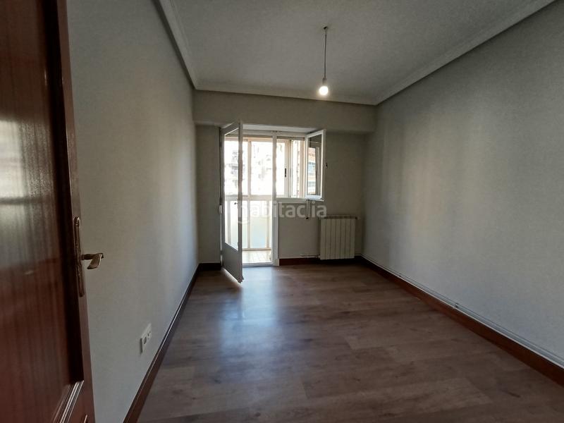 Foto 5bb58d83-9f36-4097-a3a7-ee95f5c53ee4. Flat with heating in Pinar - Anaka - Belaskoenea Irun