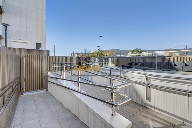 Foto e6fdd65e-90fa-4fc4-9c9d-07ddc7c93a75. Pis amb calefacció aparcament piscina a Jaizubia - Urdanibia - Puiana Irun