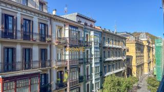 Appartement à Área Romántica. Oportunidad zona centro donostia