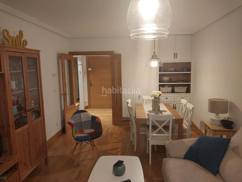 Foto 9d8f3076-d60b-46d7-a156-0a0cc5a9943f. Miete etagenwohnung mit heizung in Rekalde Centro Bilbao