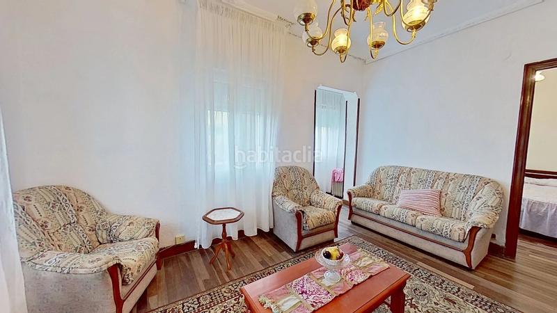 Foto ff627ae3-d3f4-4042-bbb3-8d9c8e7c9dab. Pis a Lemoa