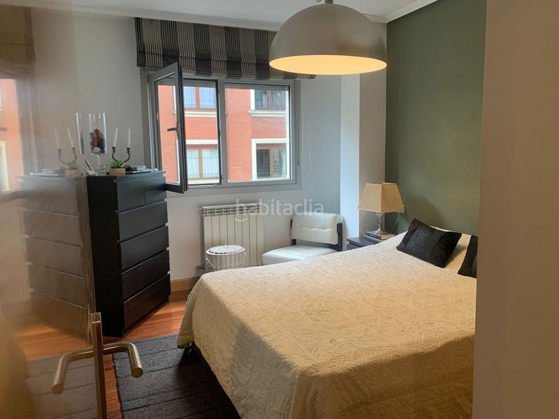 Foto d6097a1a-5f74-4a72-ac31-3e1a6504842a. Etagenwohnung mit heizung in Zabalburu Bilbao