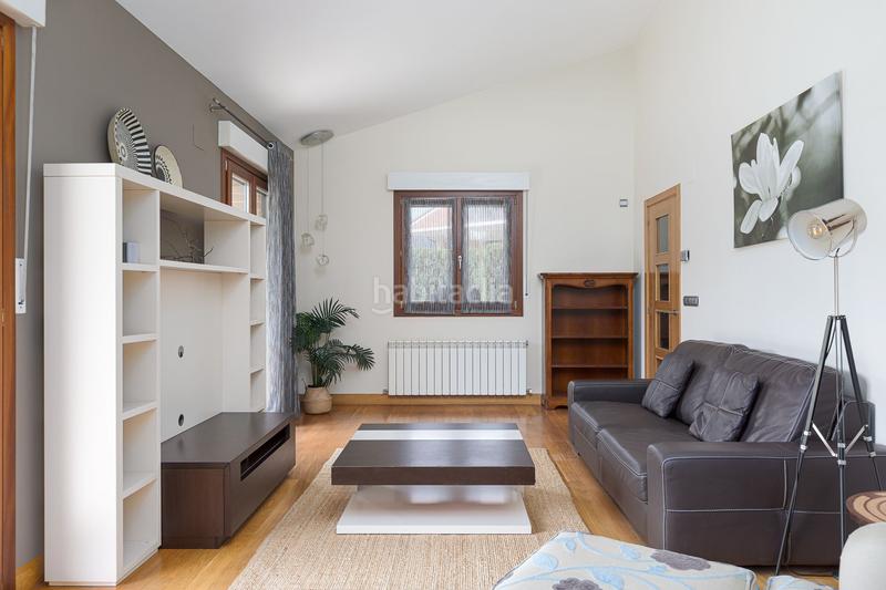 Foto 36e4bd03-1c98-45f6-b9a7-5b7e9159bf03. Haus mit heizung in Lapice - Larreaundi - Olaberria - Meaka Irun