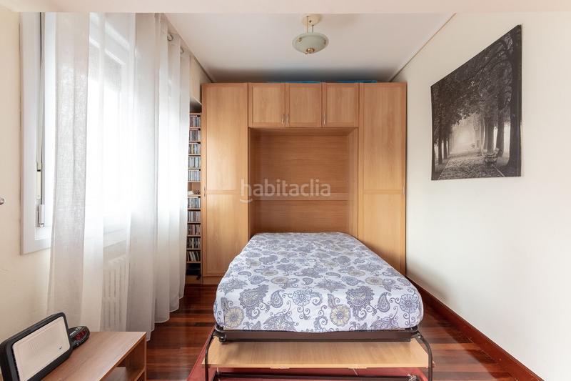 Foto 5756f920-506f-43f0-933e-f8f95f5bda5c. Pis amb calefacció a Zabalburu Bilbao