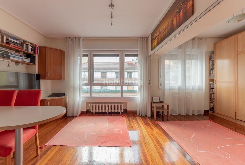 Foto 794ace18-77fe-4fe7-9f47-5a54fc2b0725. Pis amb calefacció a Zabalburu Bilbao