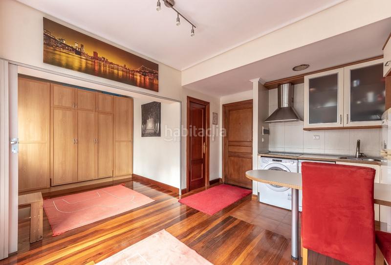 Foto d80e734a-f082-4653-b603-baa459ddded8. Pis amb calefacció a Zabalburu Bilbao