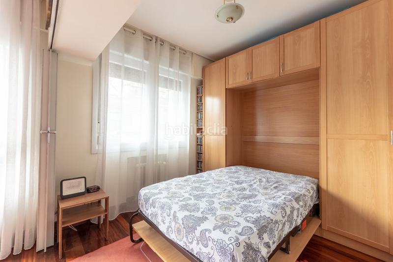 Foto dad2e1e3-eb4f-45c3-bd7f-85dc1dbd8f42. Pis amb calefacció a Zabalburu Bilbao