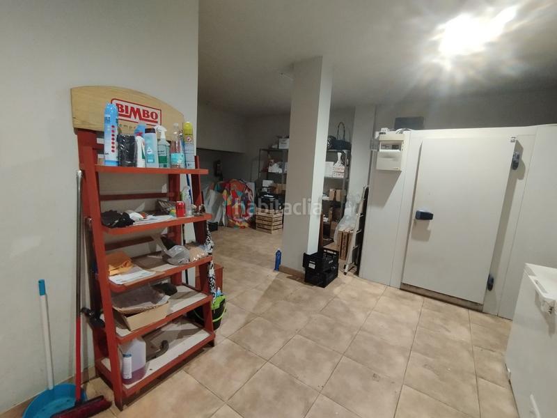 Foto d6b91fd7-ca51-4295-a635-e2c1100c3fa7. Local comercial a Lemoa