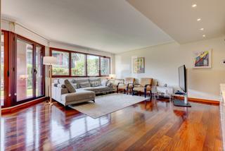 Appartement à Miramon-Zorroaga. Piso en urbanización alto de zorroaga