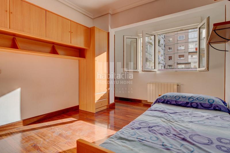 Foto 143b89a5-3141-4d8c-a5c1-47fef53852f9. Piso calle aduana con gran terraza en Centro - Mendibil - Santiago Irun