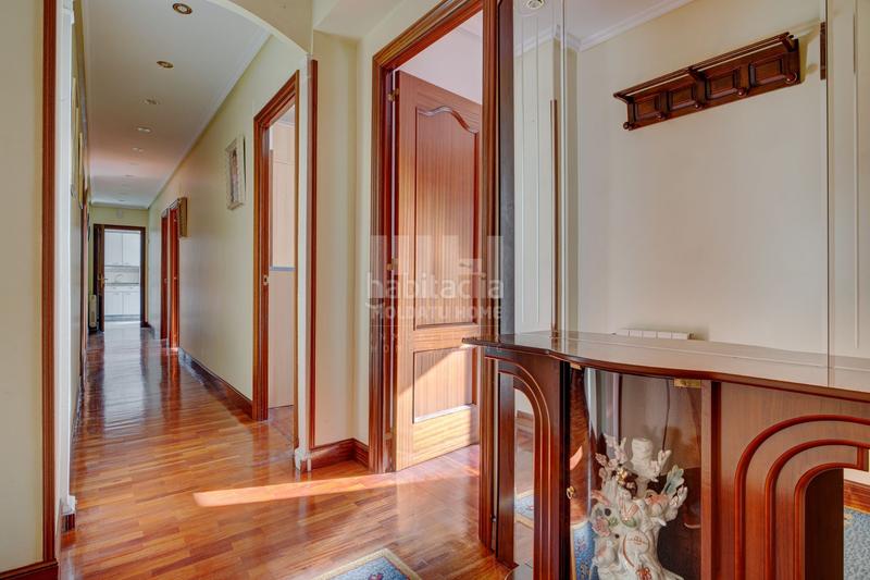 Foto 205d063e-5b30-4ad3-b441-73c135c1ba3c. Piso calle aduana con gran terraza en Centro - Mendibil - Santiago Irun