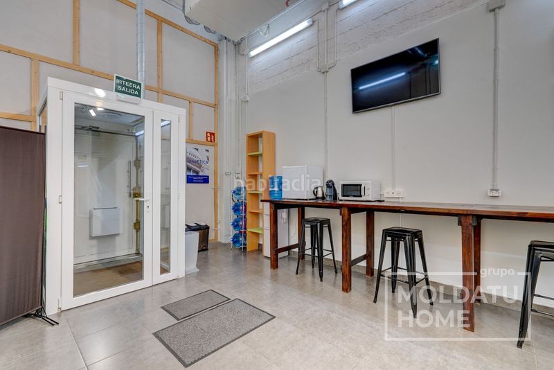 Foto bd537e9c-da29-4ced-8b31-c9d0847f3074. Nau industrial a Hernani