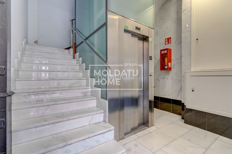 Foto 0b48d03f-ebd9-46f0-958f-e608af87b560. Apartament amb calefacció a Área Romántica Donostia - San Sebastián