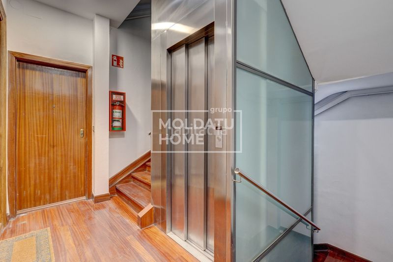 Foto 21d0efe6-b9b5-4948-96fa-1d8745b352b1. Apartament amb calefacció a Área Romántica Donostia - San Sebastián