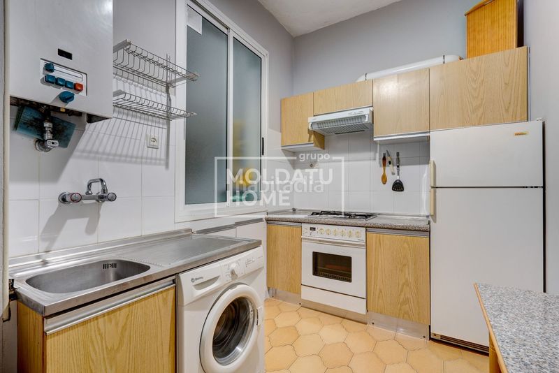Foto b14fe242-c47b-413a-ba29-f36fd18e78ad. Apartament amb calefacció a Área Romántica Donostia - San Sebastián