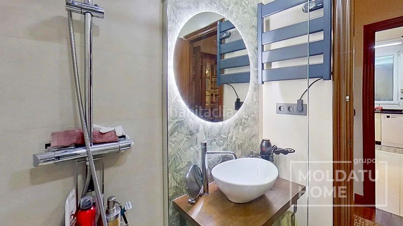 Foto b8fd0f60-8d15-4725-bc1b-b9dbdfbf7e2a. Pis amb calefacció a Sabino Arana-Jesuitas Bilbao