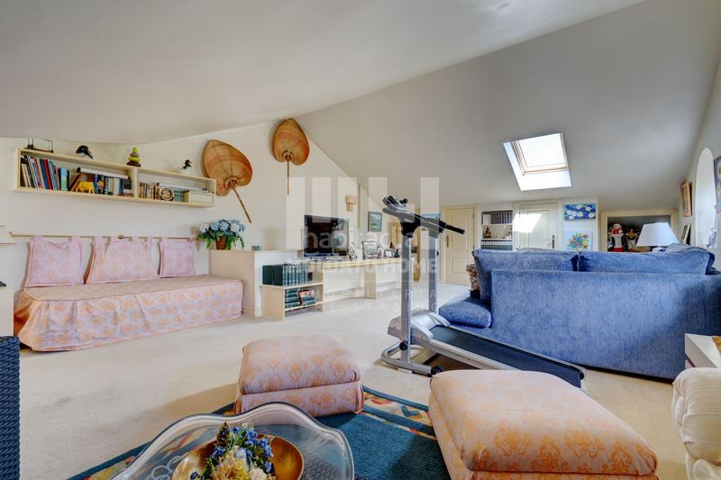 Foto 24ad39ea-aae0-4b5a-a8e4-65a32eb7578b. Dúplex amb calefacció aparcament piscina a Centro - Mendibil - Santiago Irun