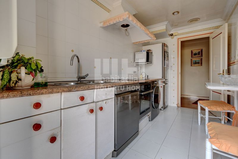 Foto 35bd661c-8bdb-4289-b6bc-1e447b37ebb3. Dúplex amb calefacció aparcament piscina a Centro - Mendibil - Santiago Irun