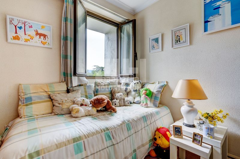 Foto 401fea26-ff37-4d07-8fee-a06bc925f21b. Dúplex amb calefacció aparcament piscina a Centro - Mendibil - Santiago Irun