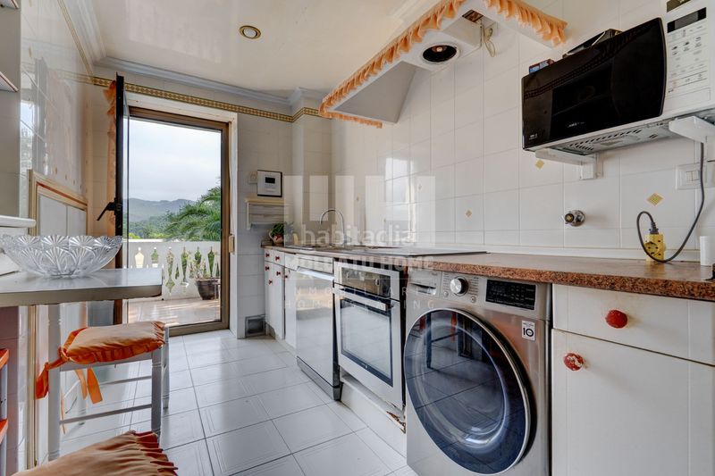 Foto 597ace1c-3664-4eb5-9919-41e023cf9d7d. Dúplex amb calefacció aparcament piscina a Centro - Mendibil - Santiago Irun