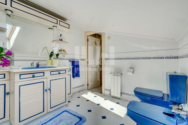 Foto 85707df5-0022-41f1-b0cb-5ffffb376c7f. Dúplex amb calefacció aparcament piscina a Centro - Mendibil - Santiago Irun