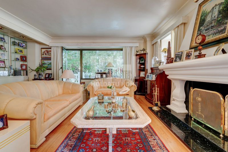 Foto c2816919-19bd-4949-baa4-f4dee15ec3dd. Dúplex amb calefacció aparcament piscina a Centro - Mendibil - Santiago Irun