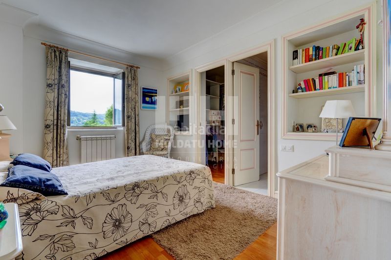 Foto df8fd55d-276a-49be-a975-9087f4b50b96. Dúplex amb calefacció aparcament piscina a Centro - Mendibil - Santiago Irun