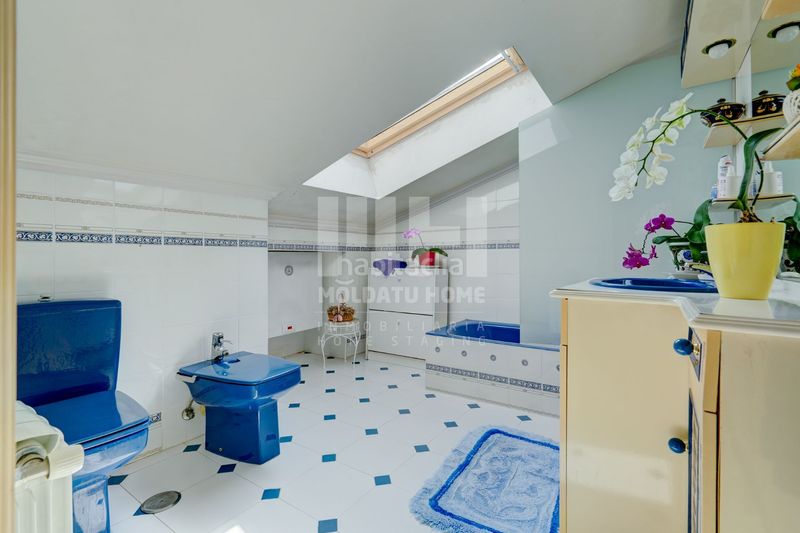 Foto dff99563-9615-47ff-8bcc-9cf06fd07250. Dúplex amb calefacció aparcament piscina a Centro - Mendibil - Santiago Irun