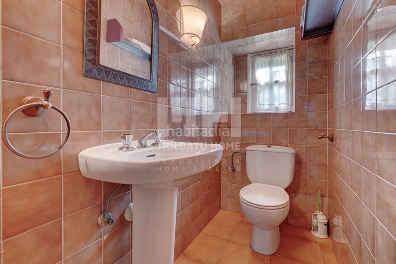 Foto e4752627-7ffb-4cca-b953-c9fa38e4bce4. Dúplex amb calefacció aparcament piscina a Centro - Mendibil - Santiago Irun