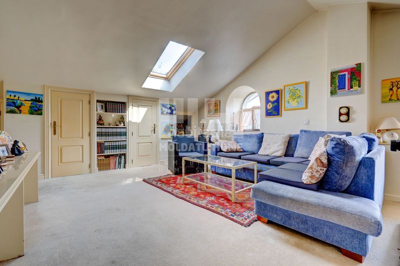 Foto f9c220f7-503f-4f39-8894-1eea33ee8cac. Dúplex amb calefacció aparcament piscina a Centro - Mendibil - Santiago Irun