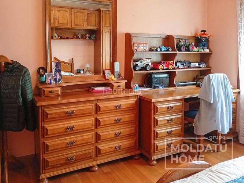 Foto 5fc0161c-e50b-40f1-b646-247871980438. Casa amb calefacció aparcament a Centro - Mendibil - Santiago Irun