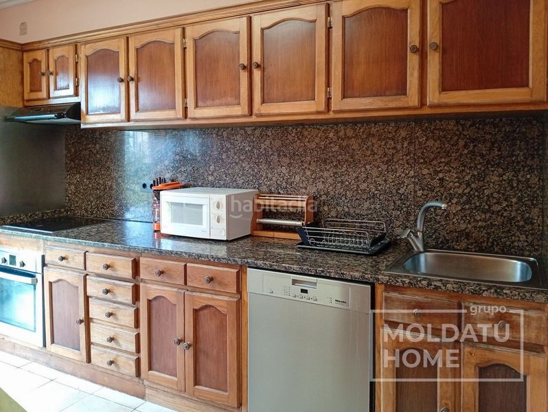 Foto 8c89e20e-a5d7-4c9e-8026-e39756384f0e. Casa amb calefacció aparcament a Centro - Mendibil - Santiago Irun