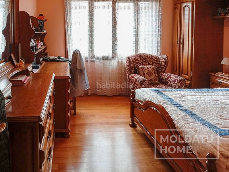 Foto abbf2c3e-08a9-4d19-8328-26a114bf60e2. Casa amb calefacció aparcament a Centro - Mendibil - Santiago Irun