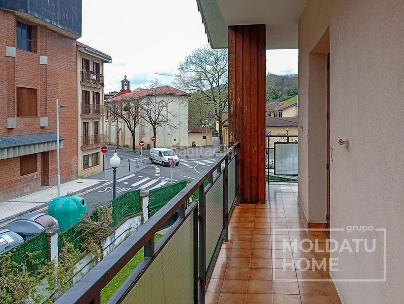 Foto c019f400-0cb2-4436-aa61-063cb2188193. Casa amb calefacció aparcament a Centro - Mendibil - Santiago Irun