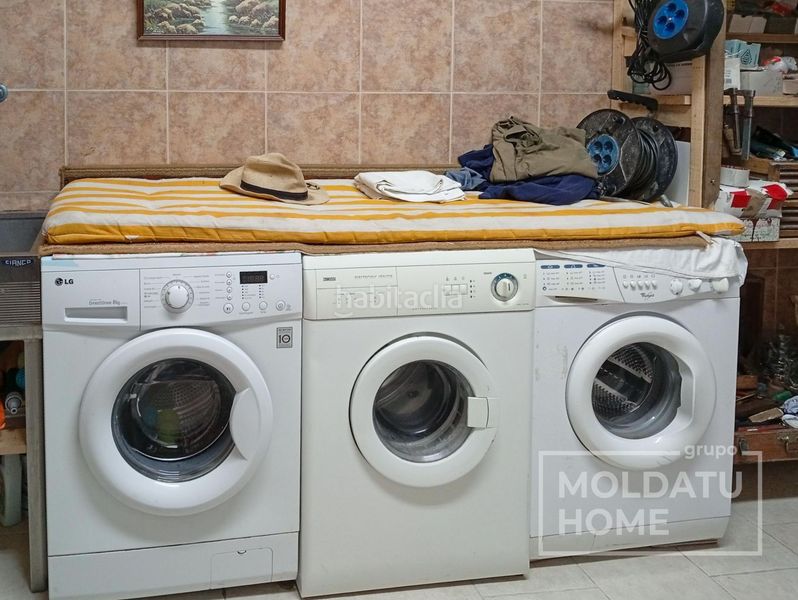 Foto de74d6cf-e3c8-4afd-afb3-9d2ab3d67b8b. Casa amb calefacció aparcament a Centro - Mendibil - Santiago Irun