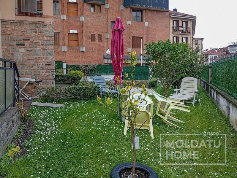 Foto f83064ef-c51a-4a19-9b04-0ac73ad5667d. Casa amb calefacció aparcament a Centro - Mendibil - Santiago Irun