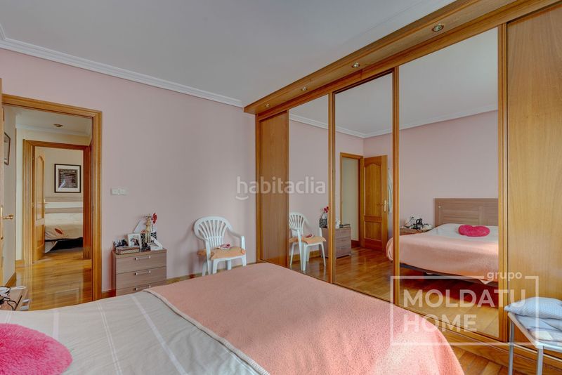 Foto b2c54897-53e2-4e7b-8f0b-bd18bd4d995e. Pis amb calefacció a Pinar - Anaka - Belaskoenea Irun