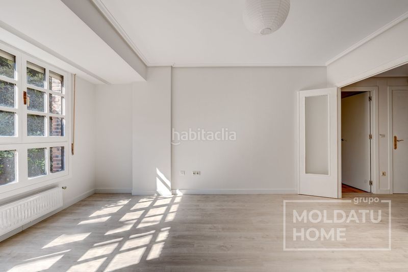 Foto 12918172-4be4-45a1-ad89-8bf9b14ce4bd. Piso  exterior en etxadi en Aiete Donostia - San Sebastián