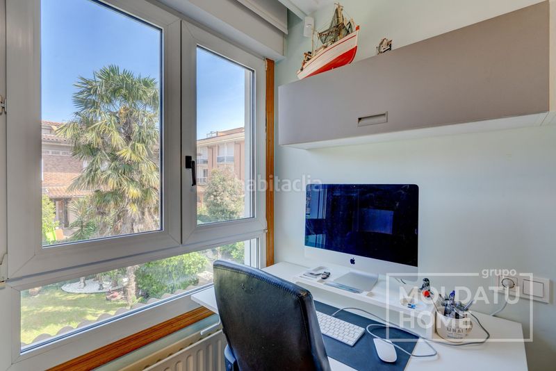 Foto a72c1b87-deeb-41b6-9b72-024260cf52dd. Casa adossada amb calefacció aparcament a Jaizubia - Urdanibia - Puiana Irun