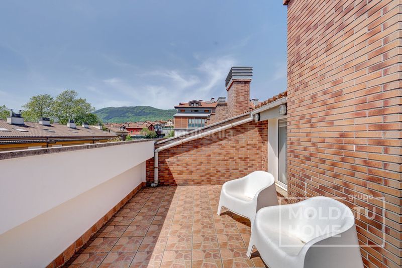 Foto e6449e0c-ccf1-4275-875e-5d10bca64cd0. Casa adossada amb calefacció aparcament a Jaizubia - Urdanibia - Puiana Irun