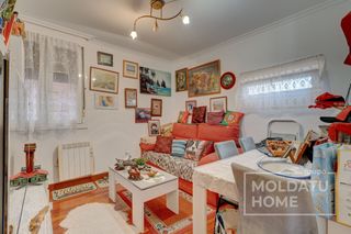 Appartement à Iztieta - Olibet. Edificio en rentería